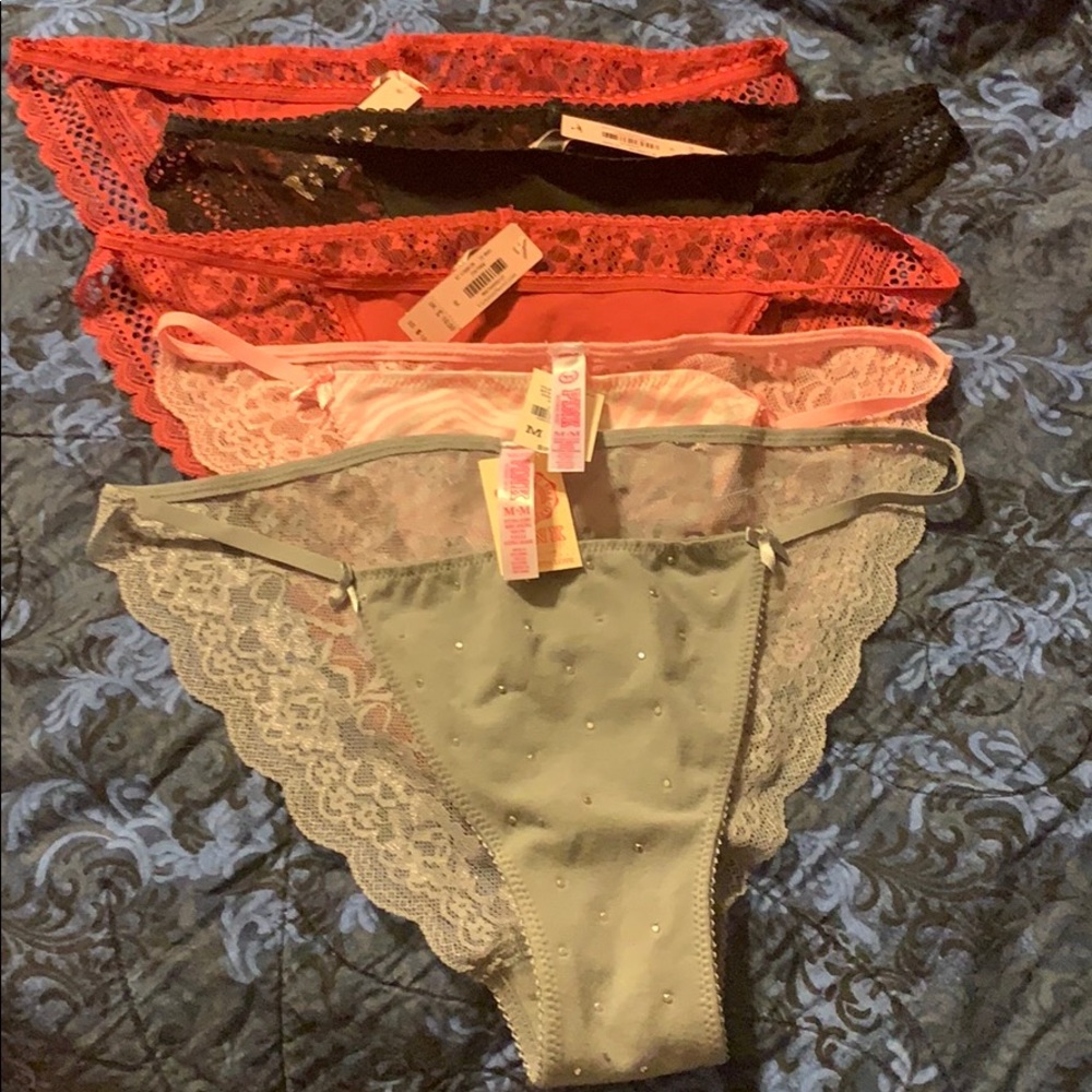 5 pair string bikini panties Victoria’s Secret  M
